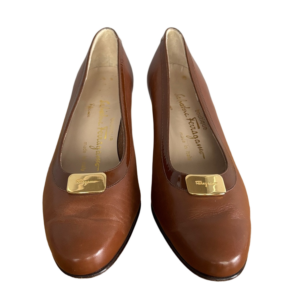 Salvatore Ferragamo Vintage Brown Calfskin Leather Pumps Gold-tone Logo Accent - Picture 3 of 8